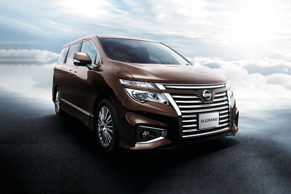 Nissan Elgrand 2022 exterior front side